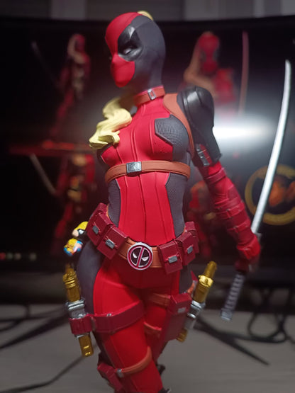 Figurine LadyPool Fan Art  - DeadPool