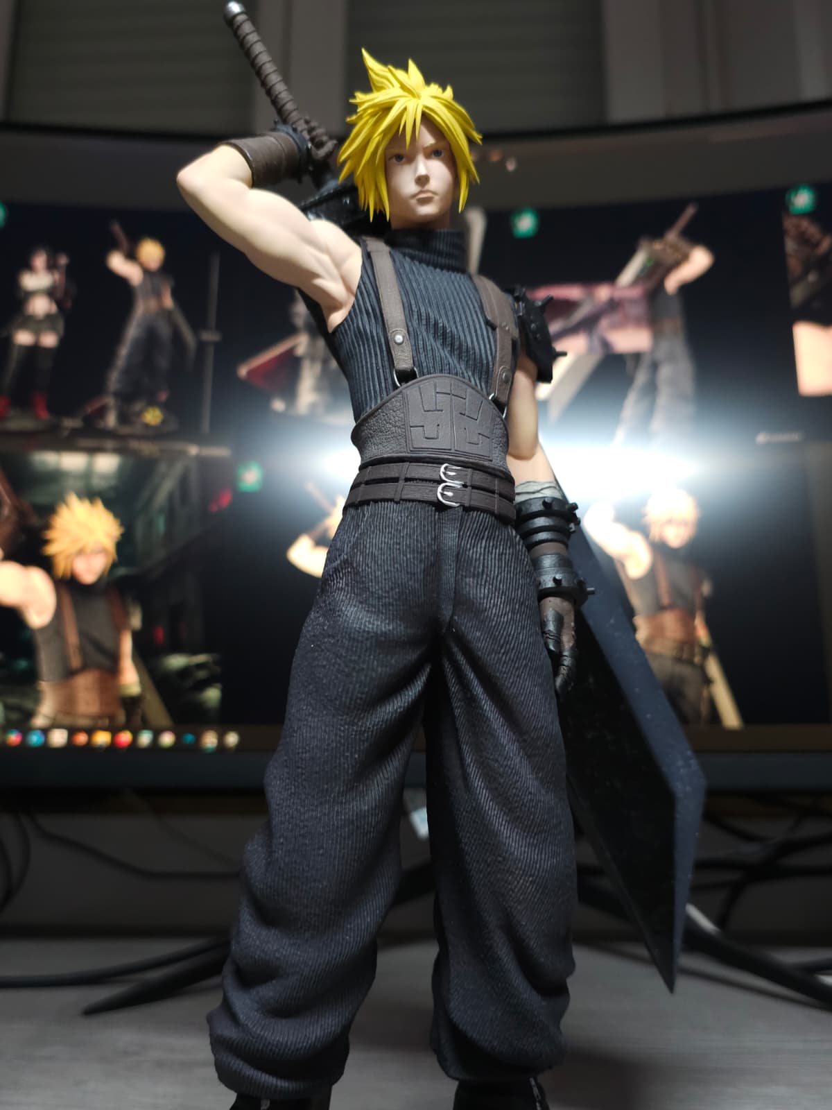 Cloud Fan Art Figurine - Final Fantasy